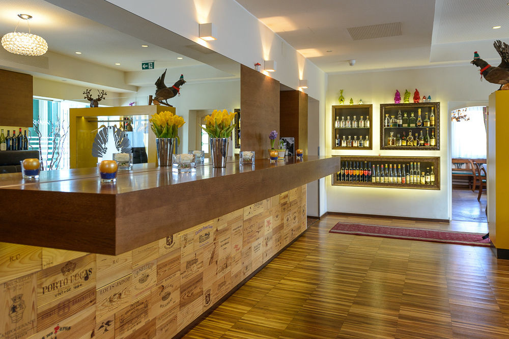 Hotel Restaurant Auerhahn Salzburg Exterior foto