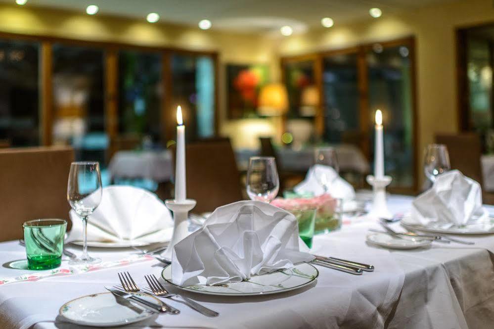 Hotel Restaurant Auerhahn Salzburg Exterior foto